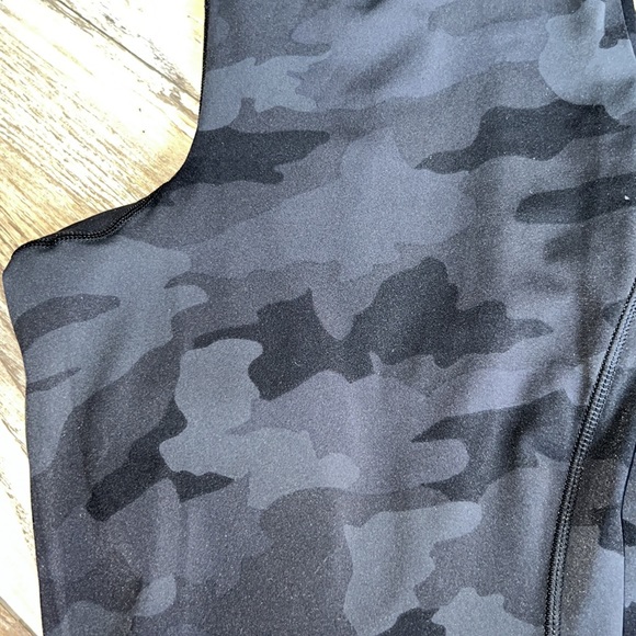 Lululemon Base Pace High Rise Tight 28" - Picture 2 of 13